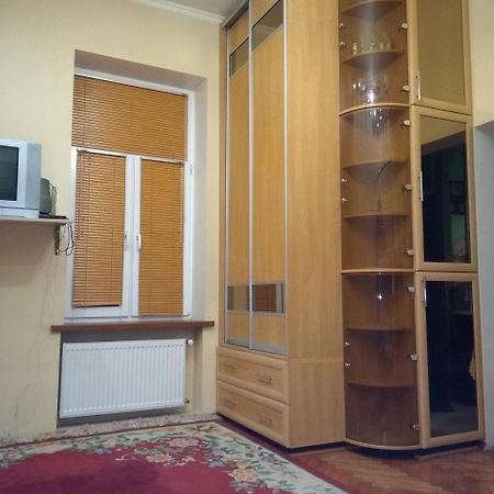Pleasurable Apartment Near The Khotkevych Palace Lviv Exteriör bild